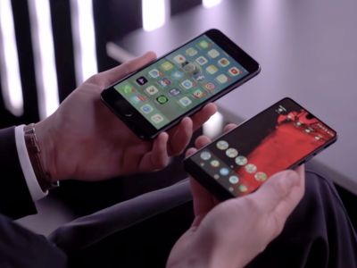 Бренд Pebble вернётся на рынок с компактным Android-смартфоном